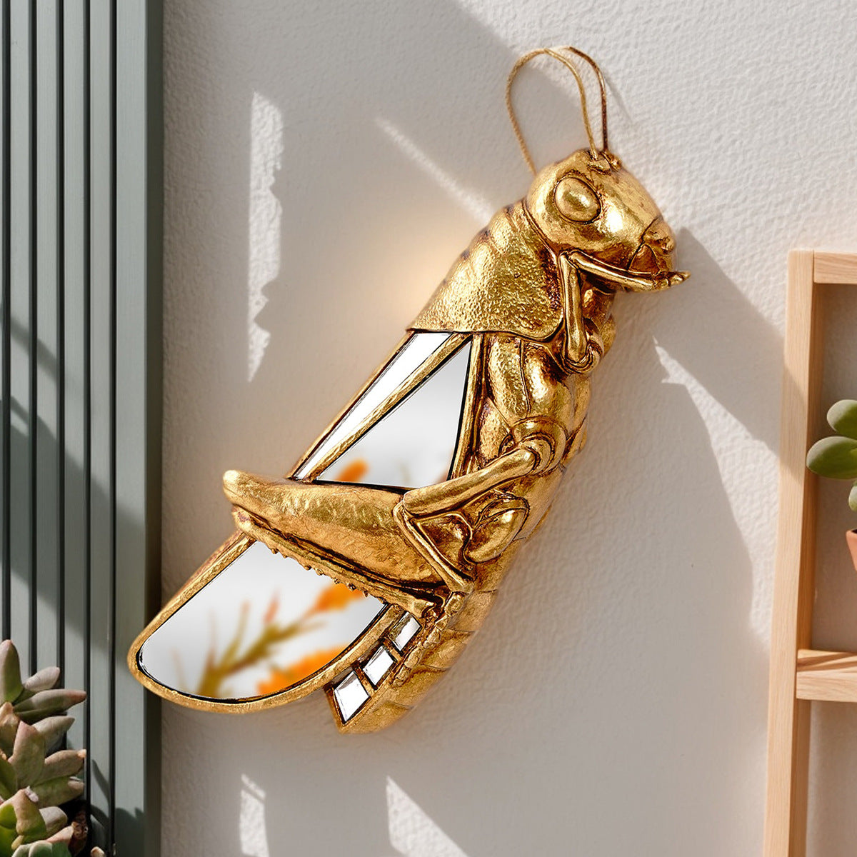 Golden mirror locust pendant